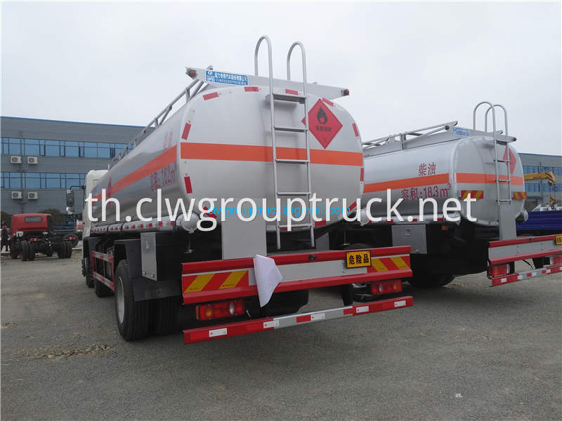 Dongfeng Oil Truck 4